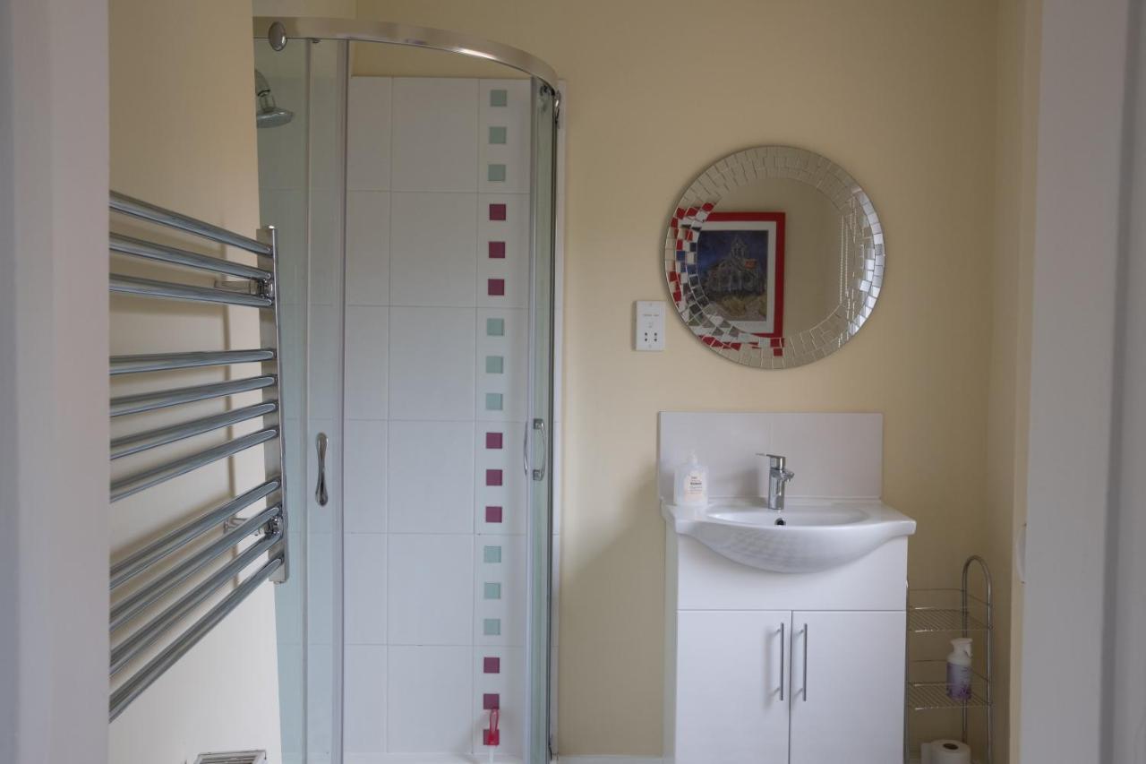 St Mary'S Bed & Breakfast Bury St. Edmunds Bagian luar foto